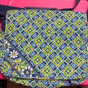 Vera Bradley messenger bag